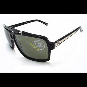 Vonzipper sunglasses